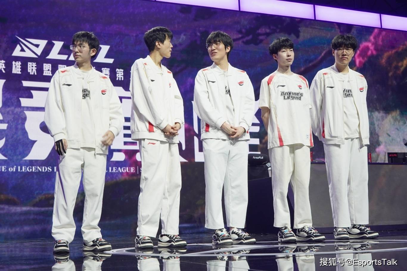 BLG鏖战HLE，Gumayusi完成史诗逆转峡谷大战入围赛，成为赛场最大亮点的简单介绍