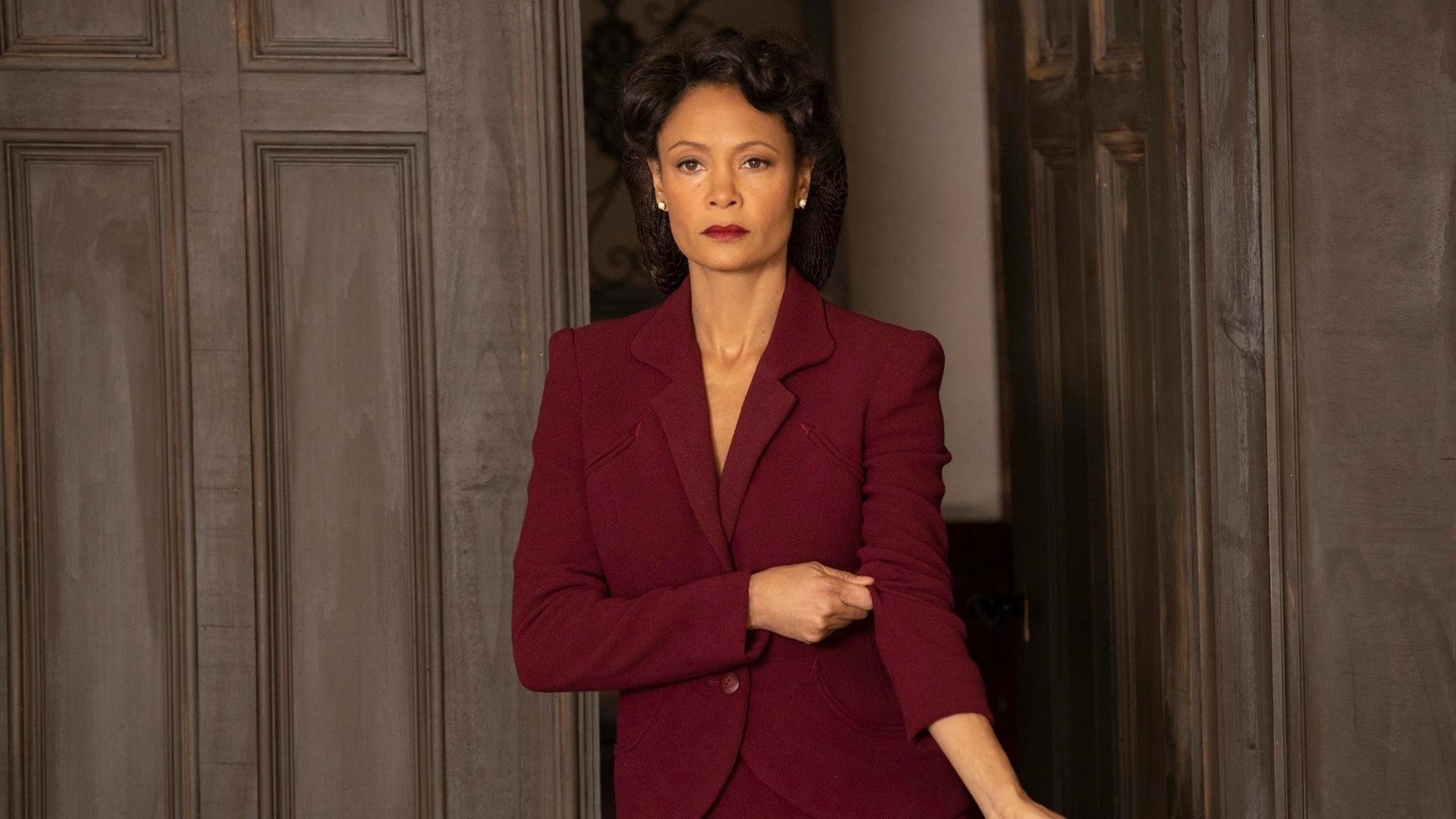 绿茵风暴！比利亚雷亚尔用欧联DNA给马赛上了一堂残酷战术课